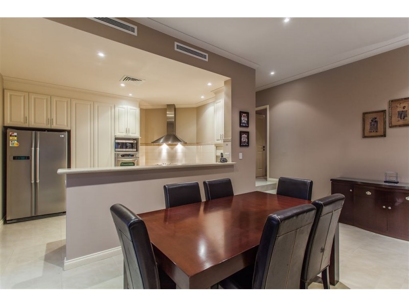 19 McCallum Crescent, Ardross WA 6153