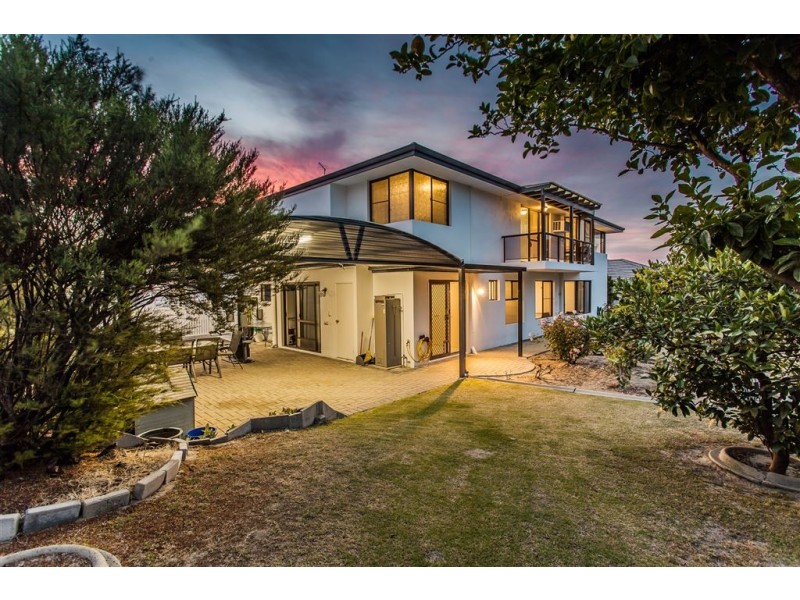 9 Holland Close, Winthrop WA 6150