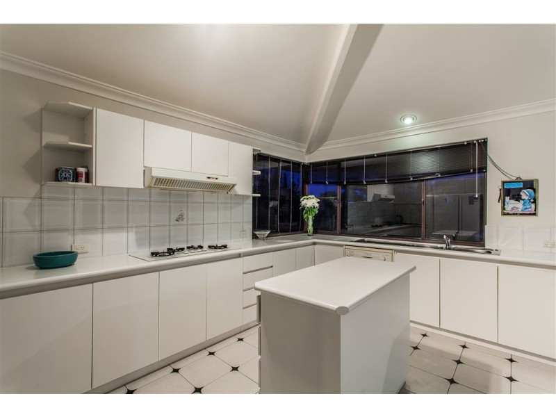 9 Holland Close, Winthrop WA 6150