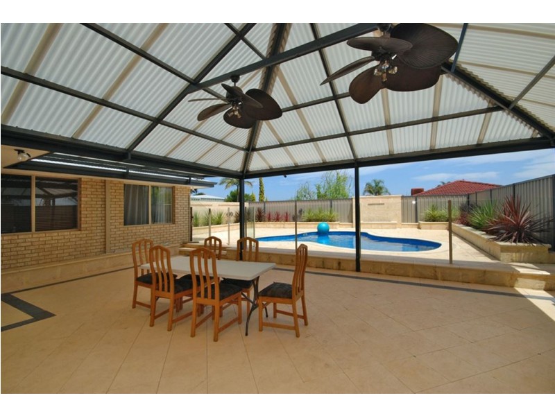 8 Wildwood Heights, Leeming WA 6149