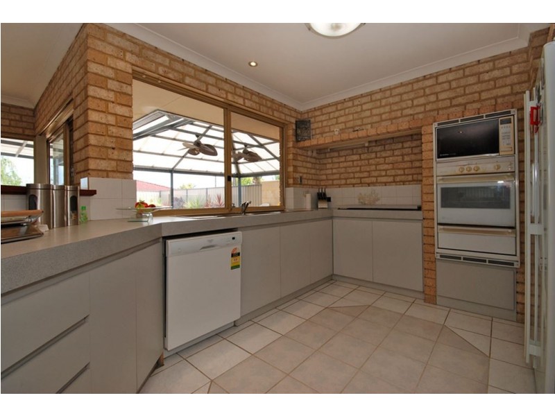 8 Wildwood Heights, Leeming WA 6149