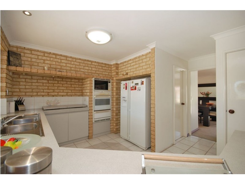 8 Wildwood Heights, Leeming WA 6149