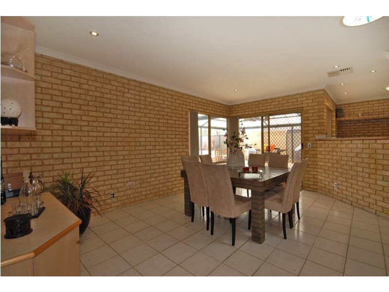 8 Wildwood Heights, Leeming WA 6149