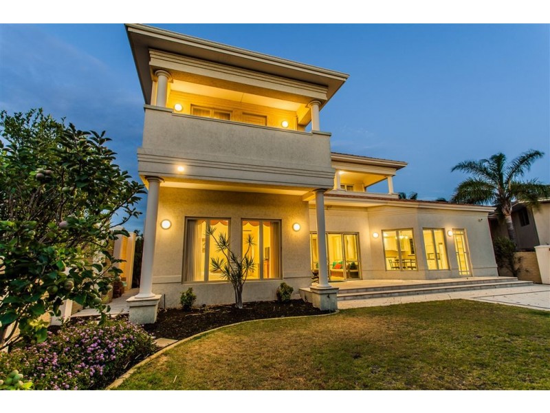 168 Burke Drive, Attadale WA 6156