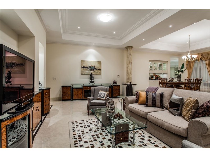 168 Burke Drive, Attadale WA 6156