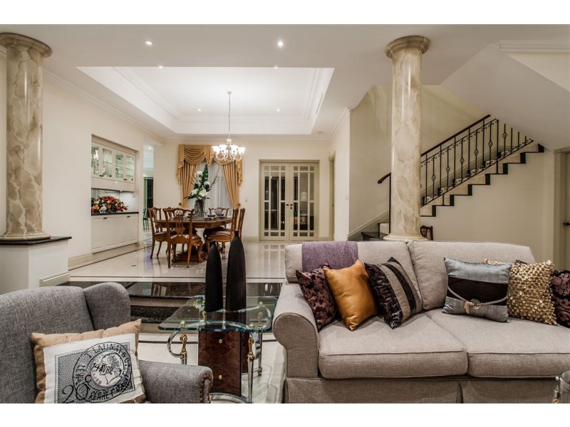 168 Burke Drive, Attadale WA 6156