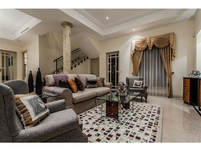 168 Burke Drive, Attadale WA 6156