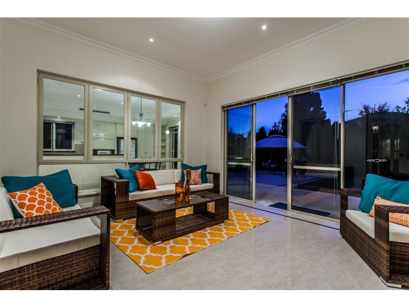 168 Burke Drive, Attadale WA 6156