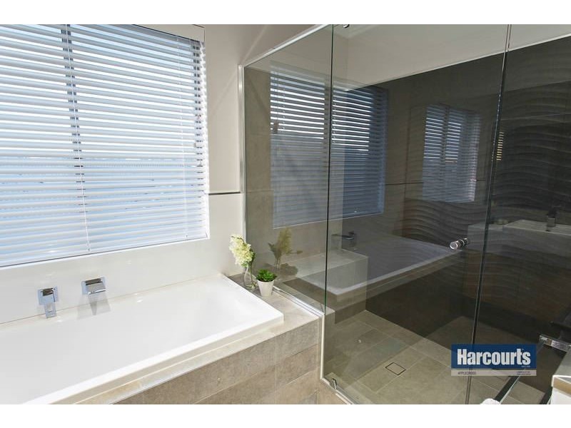 15 Umina Way, Burns Beach WA 6028