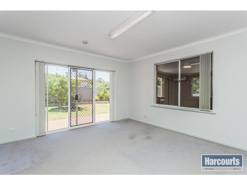 67 Aitken Drive, Winthrop WA 6150