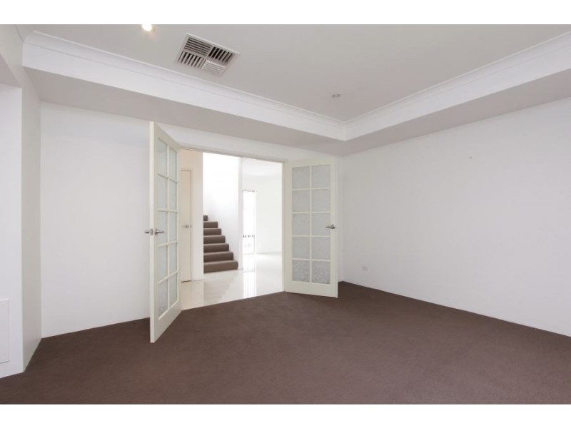 13 Maple Street, Lathlain WA 6100