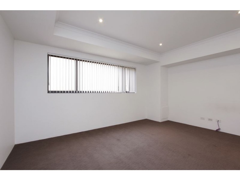 13 Maple Street, Lathlain WA 6100