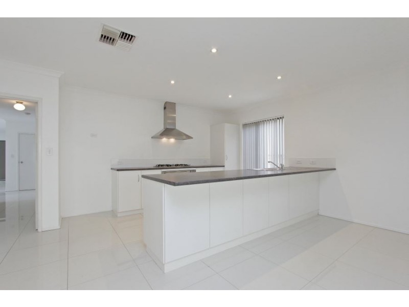 13 Maple Street, Lathlain WA 6100