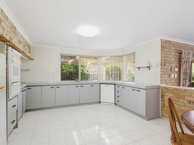 57 Jackson Avenue, Winthrop WA 6150