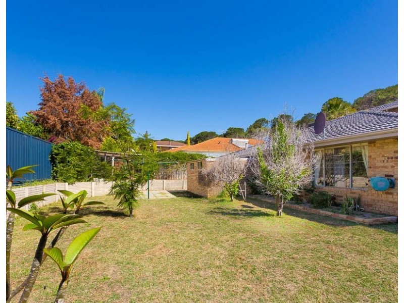 57 Jackson Avenue, Winthrop WA 6150