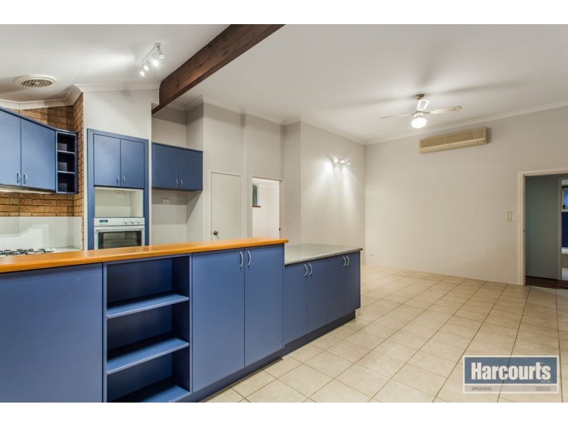 76 Winthrop Drive, Winthrop WA 6150