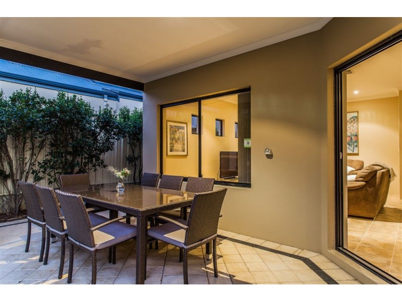 12 Wayman Street, Mount Pleasant WA 6153