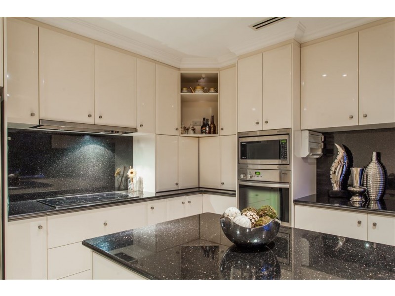 8 Spey Road, Applecross WA 6153