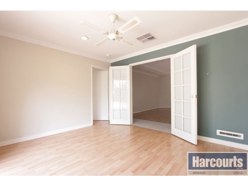 5 Jolley Grove, Winthrop WA 6150