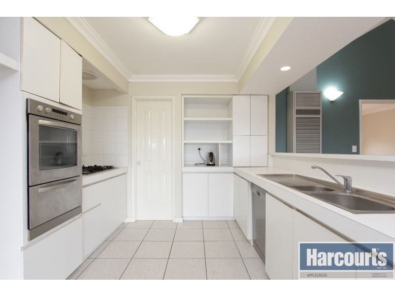 5 Jolley Grove, Winthrop WA 6150