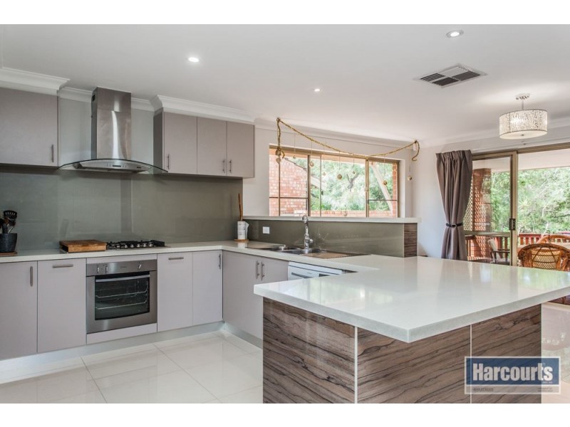 33 Paterson Gardens, Winthrop WA 6150