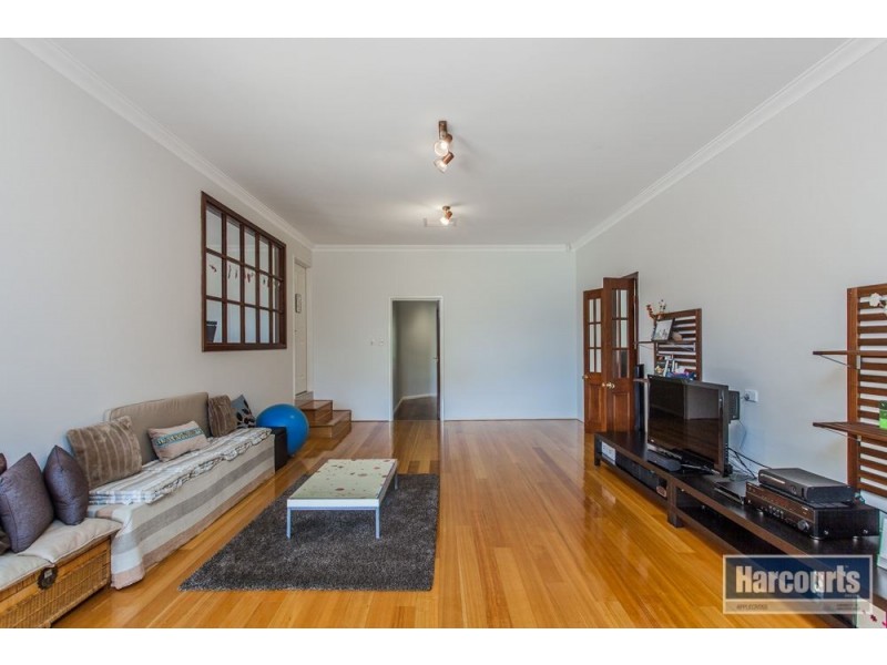 33 Paterson Gardens, Winthrop WA 6150