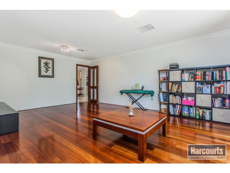 33 Paterson Gardens, Winthrop WA 6150