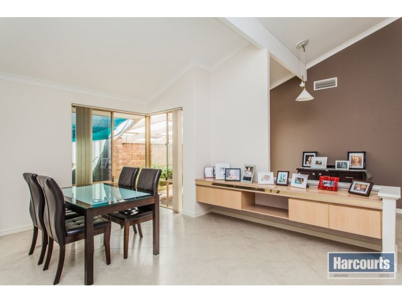 41 Kingsmill Gardens, Winthrop WA 6150