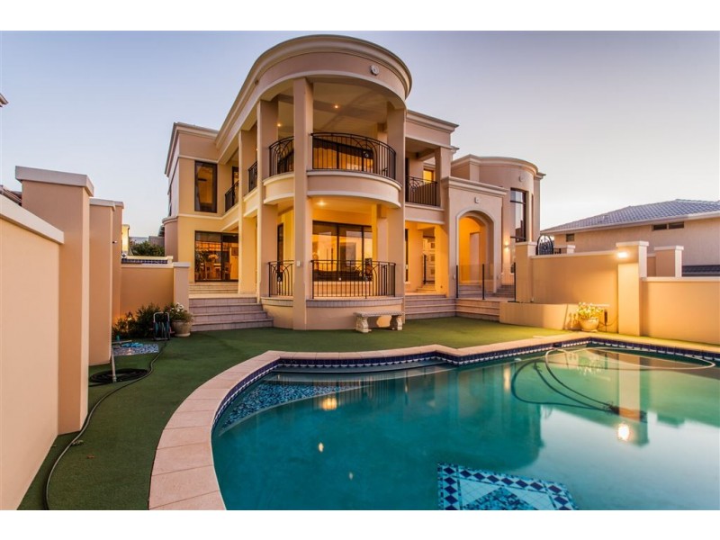 38 Riley Road, Kardinya WA 6163