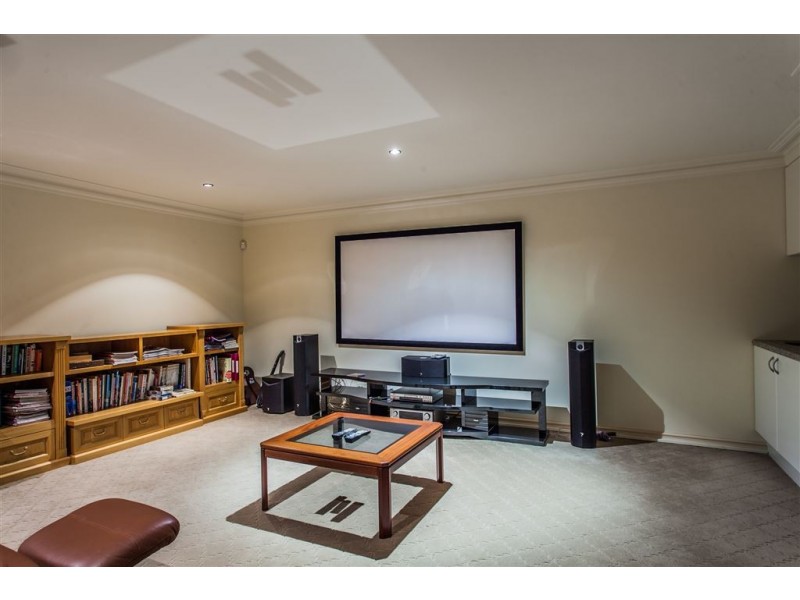 38 Riley Road, Kardinya WA 6163