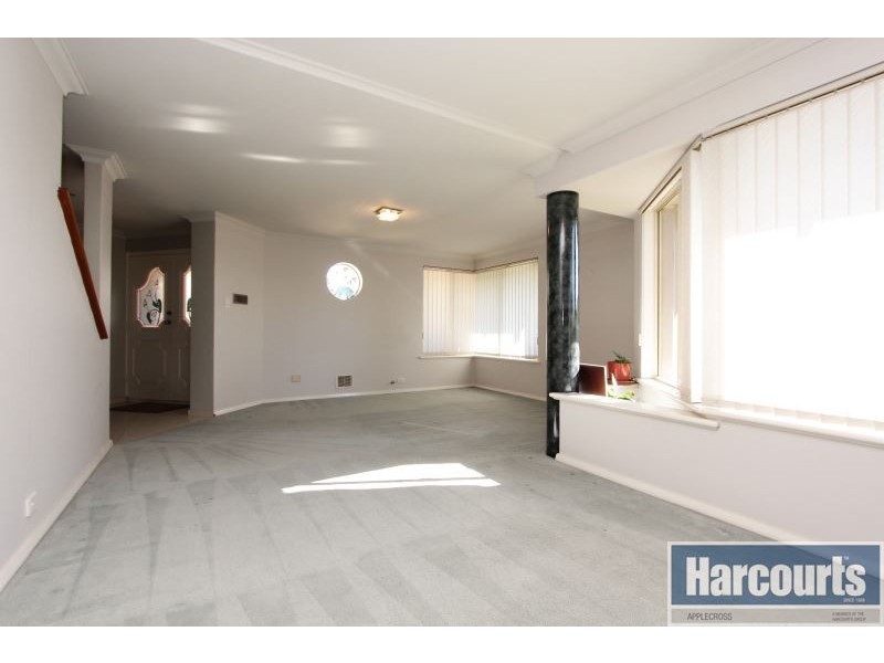 5 Colebatch Hill, Kardinya WA 6163