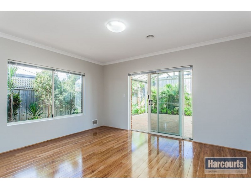 48 Musselbrook Trl, Ellenbrook WA 6069