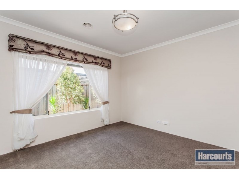 48 Musselbrook Trl, Ellenbrook WA 6069