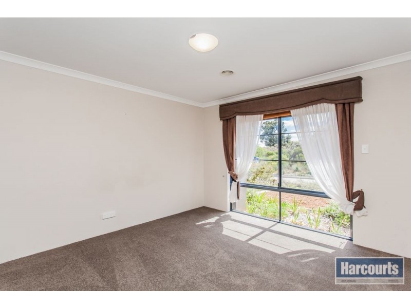 48 Musselbrook Trl, Ellenbrook WA 6069
