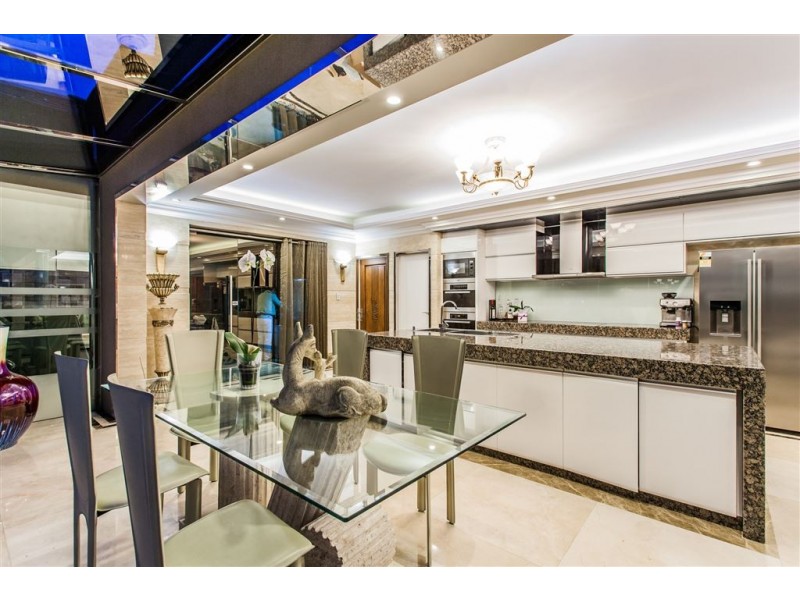 3 Mackenzie Road, Applecross WA 6153