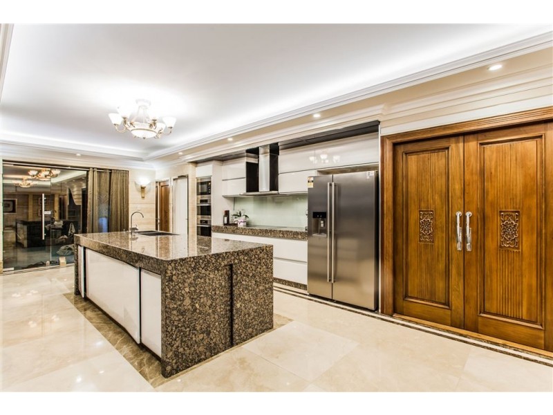 3 Mackenzie Road, Applecross WA 6153