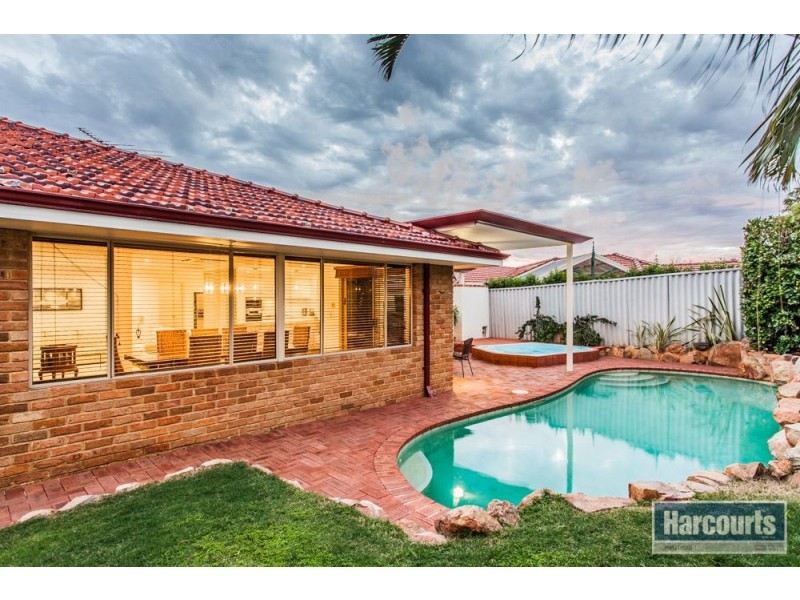 25 Hatherley Parade, Winthrop WA 6150