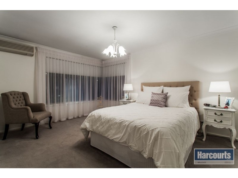 25 Hatherley Parade, Winthrop WA 6150