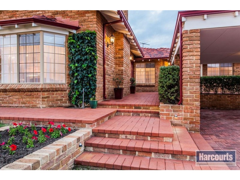 25 Hatherley Parade, Winthrop WA 6150