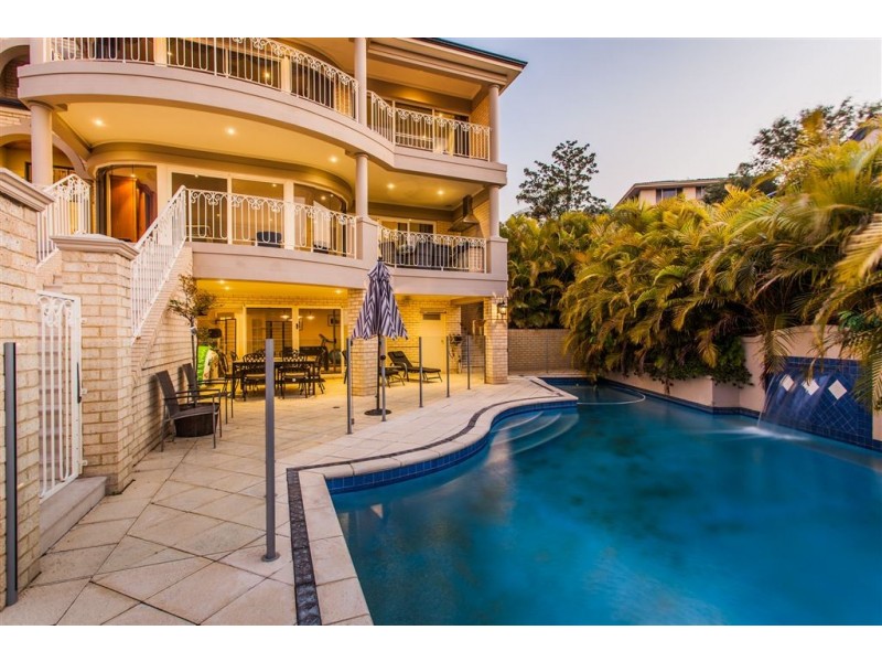 13 Neumann Gr, Winthrop WA 6150