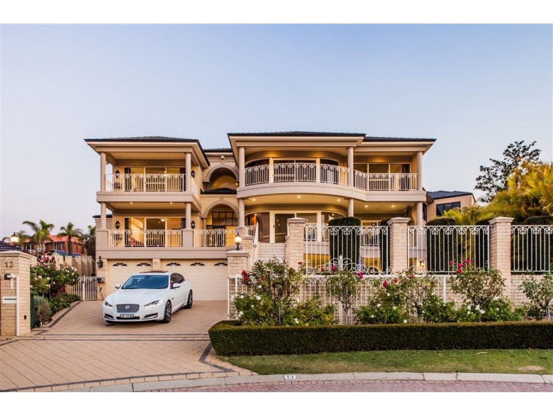 13 Neumann Gr, Winthrop WA 6150