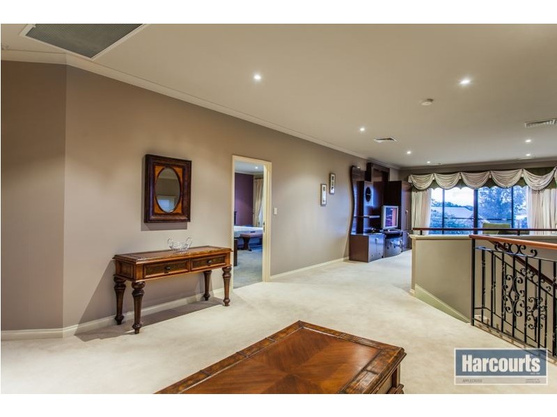 19 McCallum Crescent, Ardross WA 6153