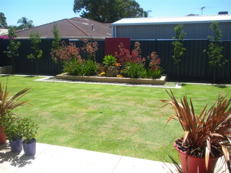 69 Aitken Dr, Winthrop WA 6150