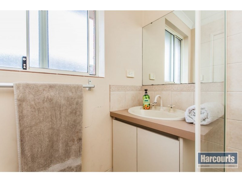 29 Bancombe Crescent, Ellenbrook WA 6069