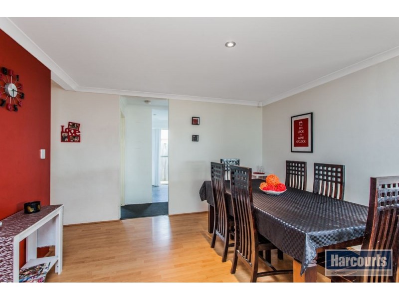 29 Bancombe Crescent, Ellenbrook WA 6069