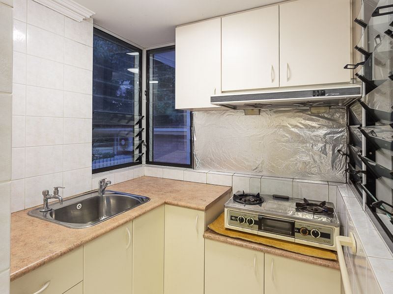 11 Ness Road, Applecross WA 6153