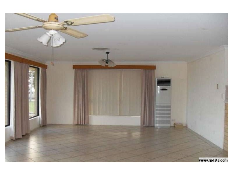 266 Safety Bay Road, Safety Bay WA 6169