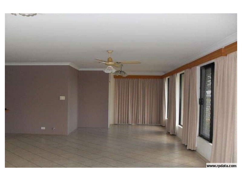 266 Safety Bay Road, Safety Bay WA 6169