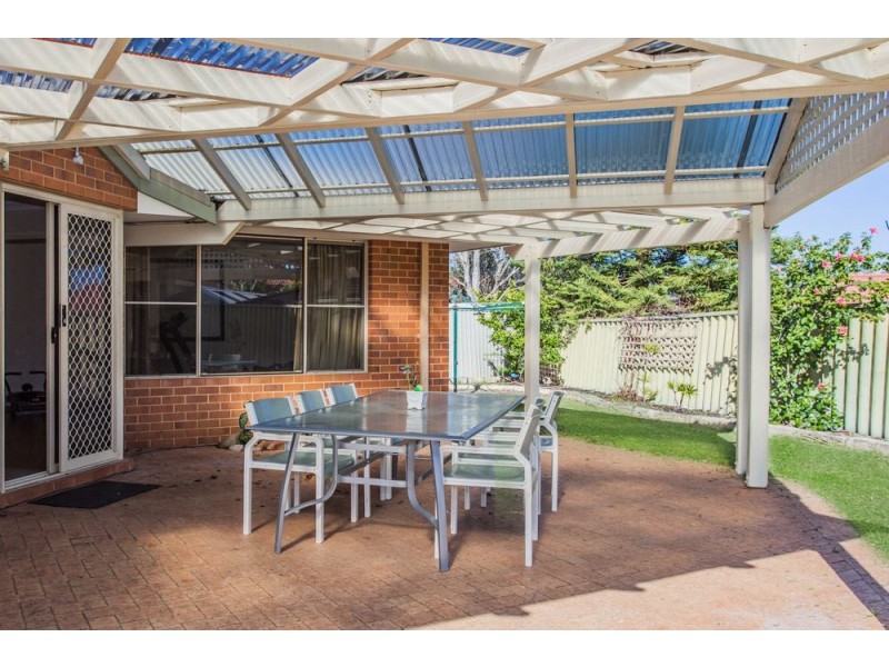 8 Lockett Crest, Winthrop WA 6150