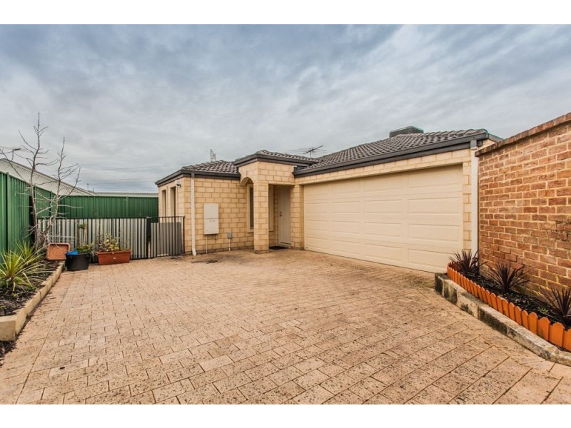 17A Ellesmere Circuit, Success WA 6164